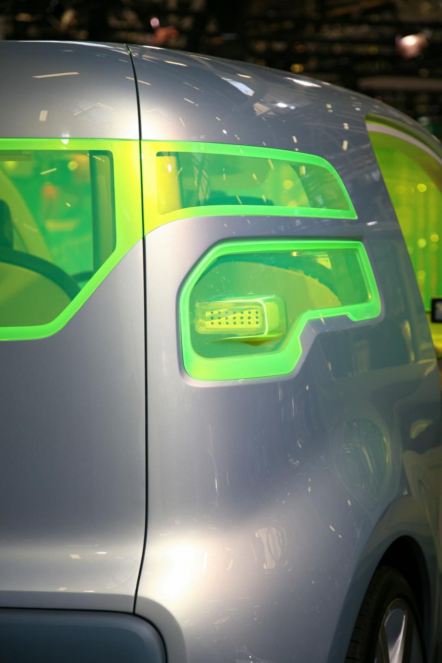  Renault Z.E. Concept 2008 года  (фото 31 из 90)
